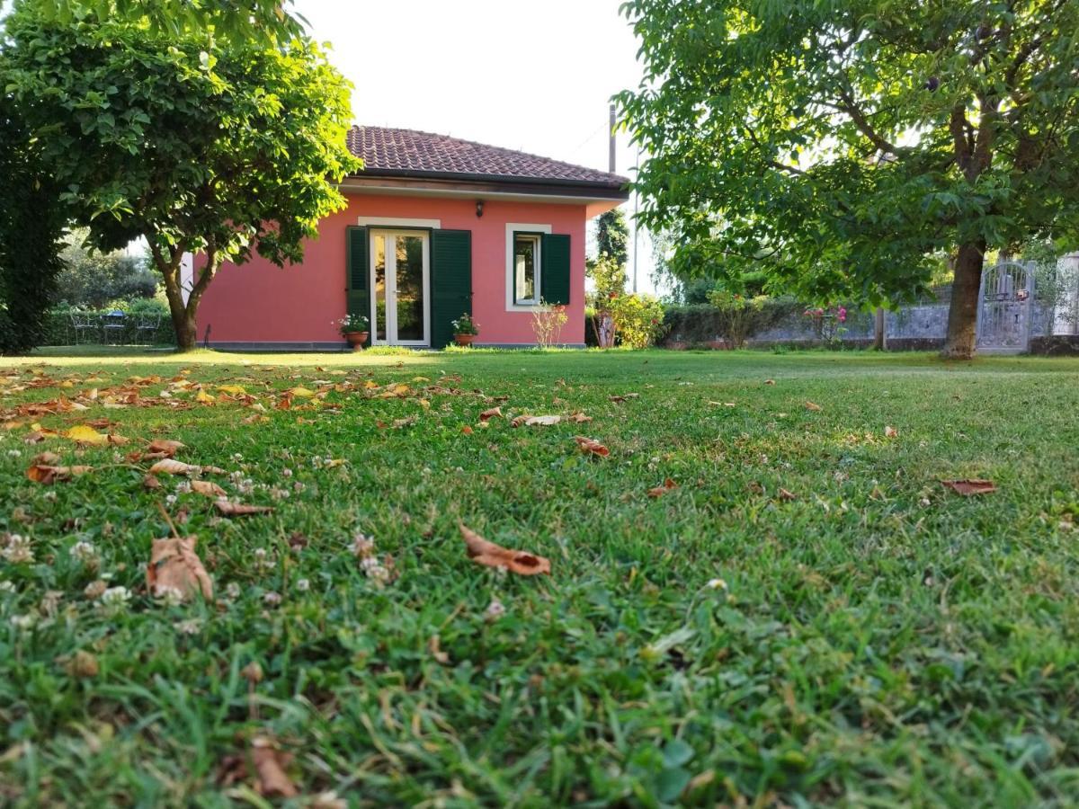 Villa La Casina Barga Esterno foto